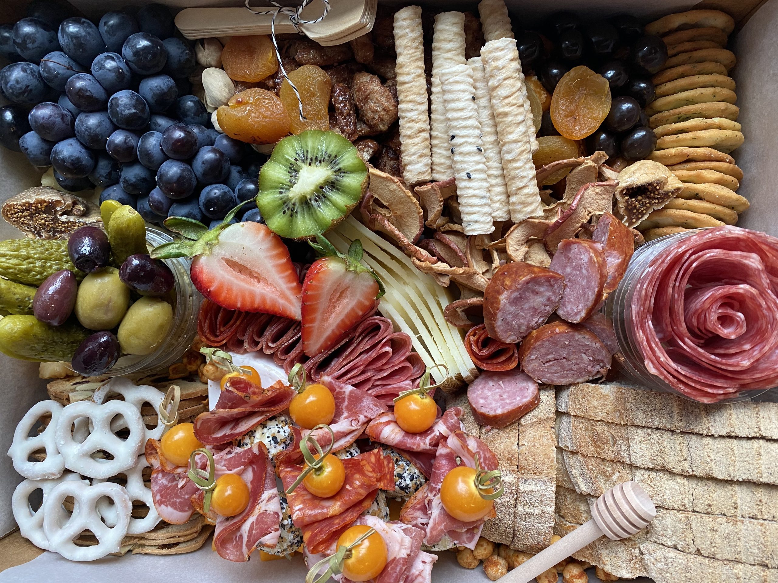 Large Artisan Box (8-12 Grazers)