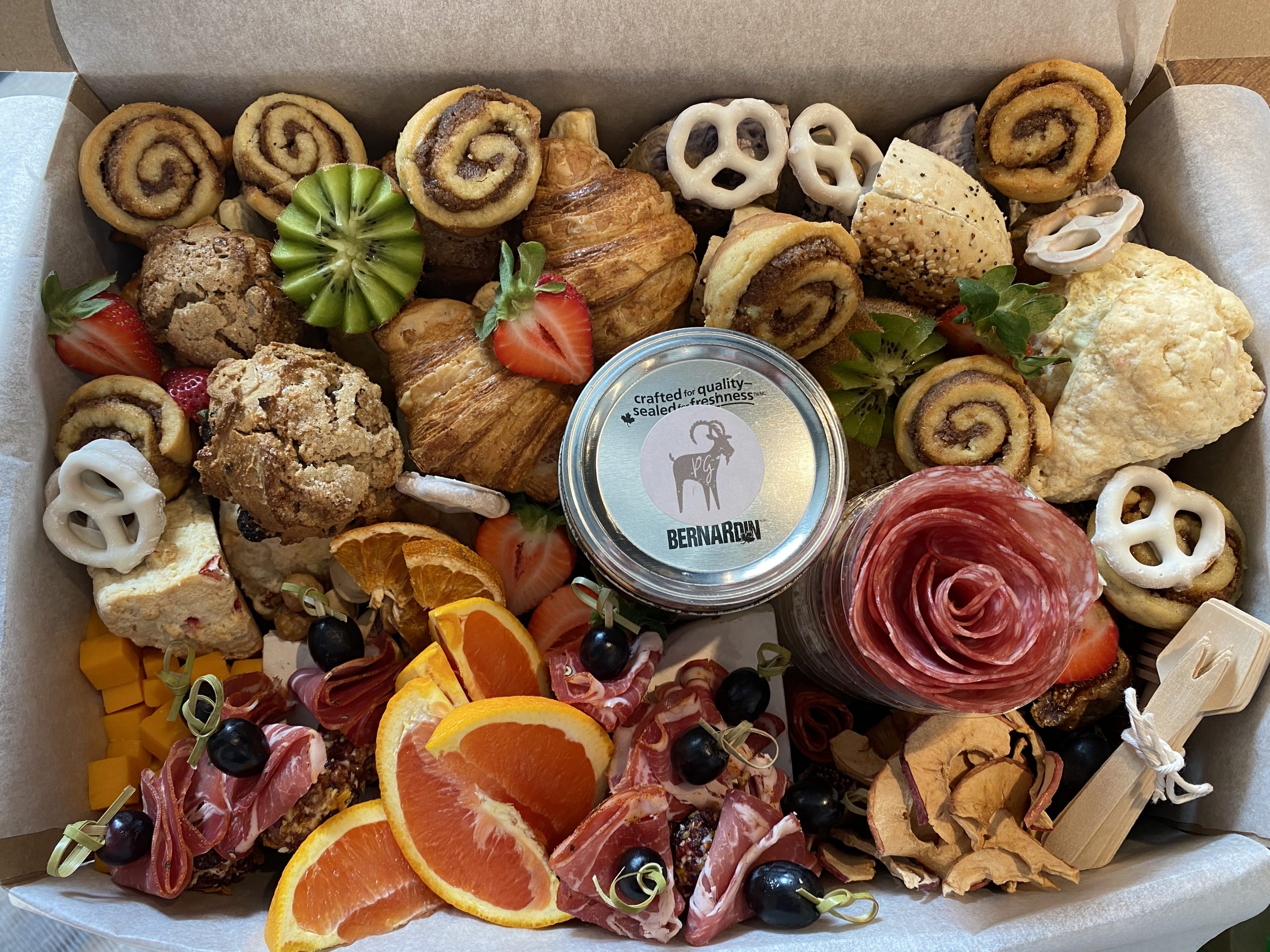 Large Brunch Box (6+ Grazers)