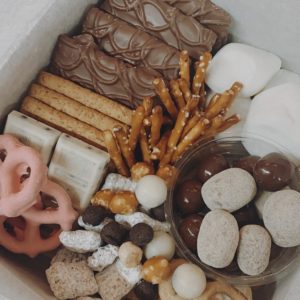 Fireside S'more Box (1-2)