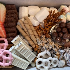 Fireside S'more Box (4-6)
